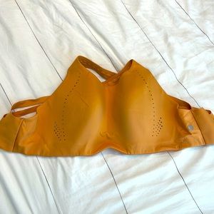 Lululemon sports bra in orange racerback 32DDD